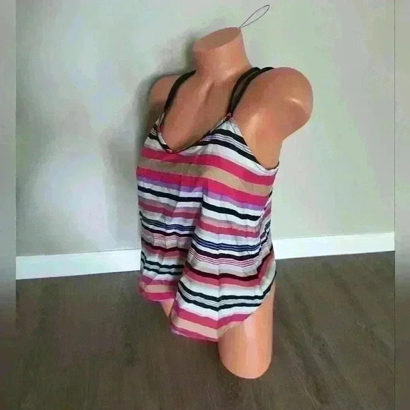Jessica Simpson Women's Vneck Oversized Striped Tank Top Size Medium - Picture 3 of 7